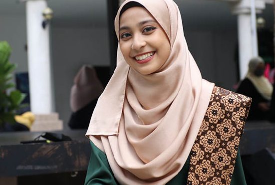 Ain aleesya 1 ain aleesya