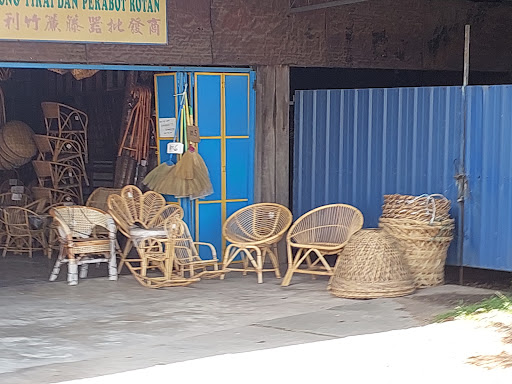 Ban Lee Perabut & Rotan Ban Lee Perabut & Rotan