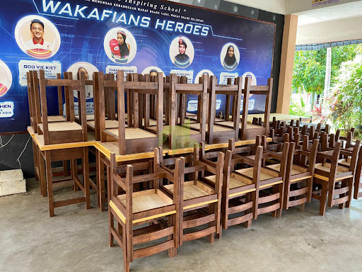 Perabot Nik Lah Perabot Nik Lah