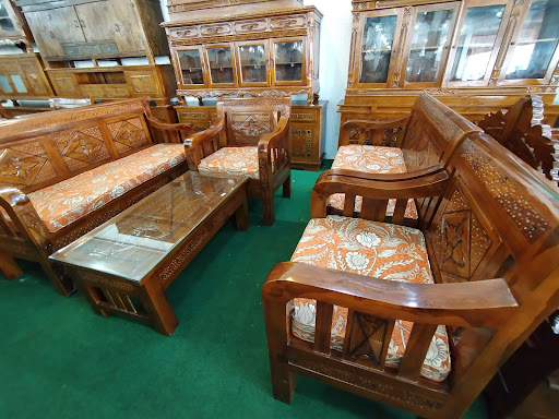 SM PERABOT JATI AND CARPETS