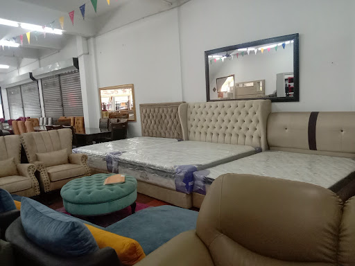 Kedai Perabot Venzo