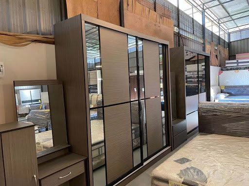 Cf Chan Furniture & Renovation