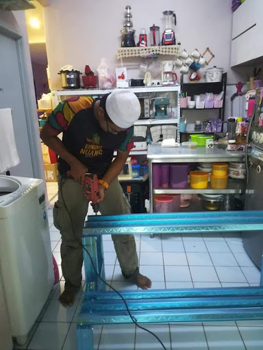 Pembuat rak pokok (Dr. R groFarm)