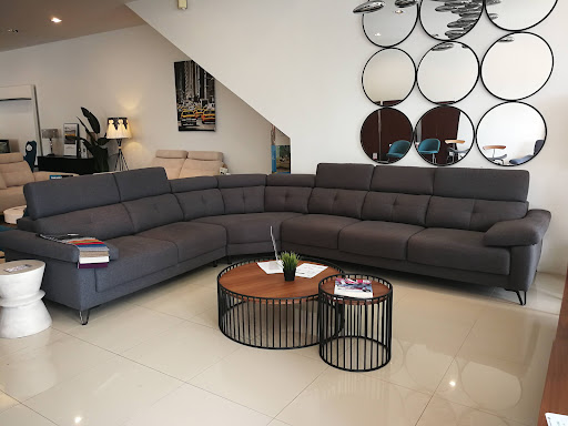 Casa Moderno Home Design Sdn Bhd (Puchong Gateway) Casa Moderno Home Design Sdn Bhd (Puchong Gateway)