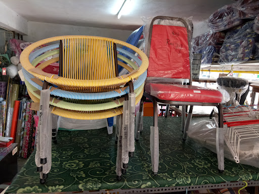 KEDAI PERABUT