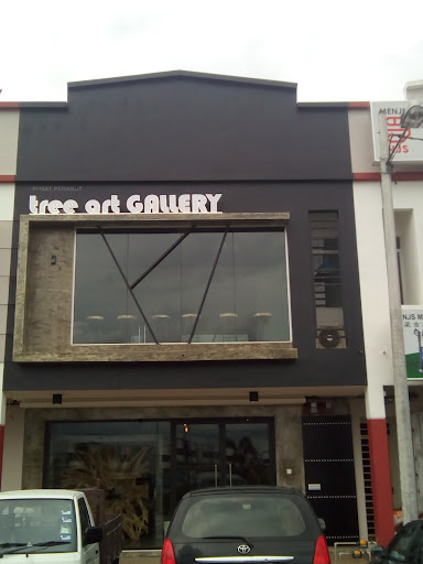 TREE ART GALLERY