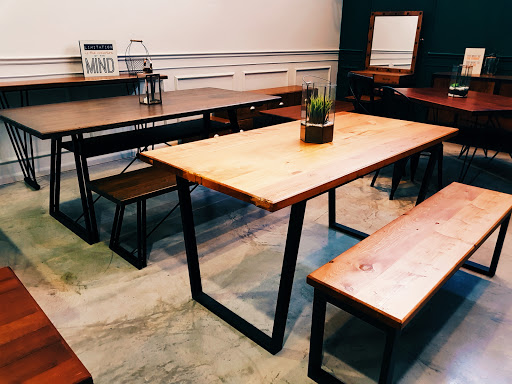 Tuahwood Furniture