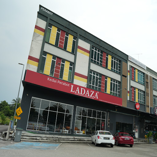Perabot Ladaza Muar