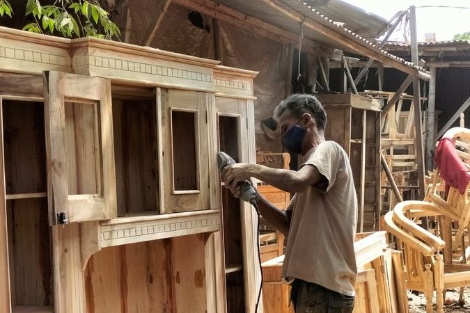 mebel solo